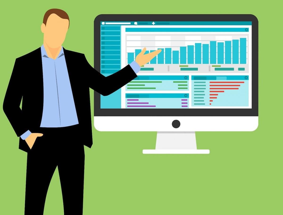 How Finance Leaders can use their own data for intelligent decision making